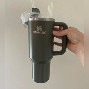 Stanley olive green 40oz